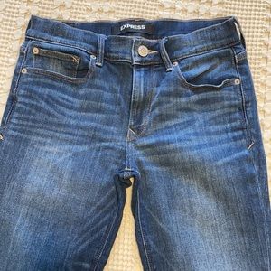 Express skinny mid rise jeans size 4 regular